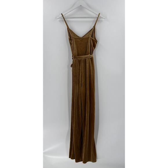 Forever 21 Velvet Jumpsuit Womens Large Gold Velvet Belted Spaghetti Straps - Picture 7 of 15